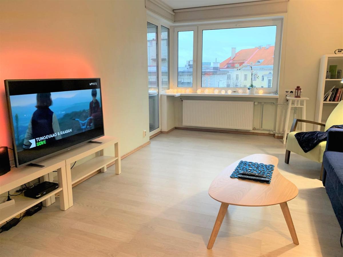 City Center Raua Apartment With Balcony Tallinn Kültér fotó